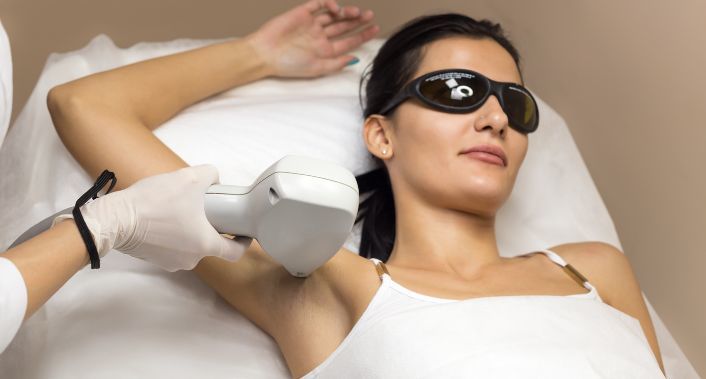 Bruna Meirelles Spa Da Pele, 1 Sessão de Depilação a Laser em 4 áreas em Bruna Meirelles Spa Da Pele Bruna Meirelles Spa Da Pele, 1 Sessão de Depilação a Laser em 4 áreas em Bruna Meirelles Spa Da Pele