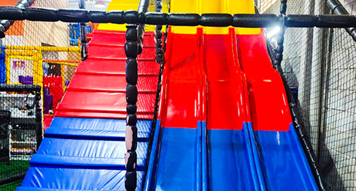 Gijô Lanches e Park, Combo 02 acessos(mesma criança) - Park Teen + Park Trampolim ou Park Teen + Baby Gijô Lanches e Park, Combo 02 acessos(mesma criança) - Park Teen + Park Trampolim ou Park Teen + Baby