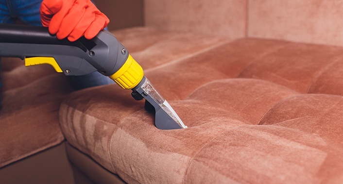 Paiva Higienização, Higienização de Sofá até 2 lugares com aplicação de sanitizante