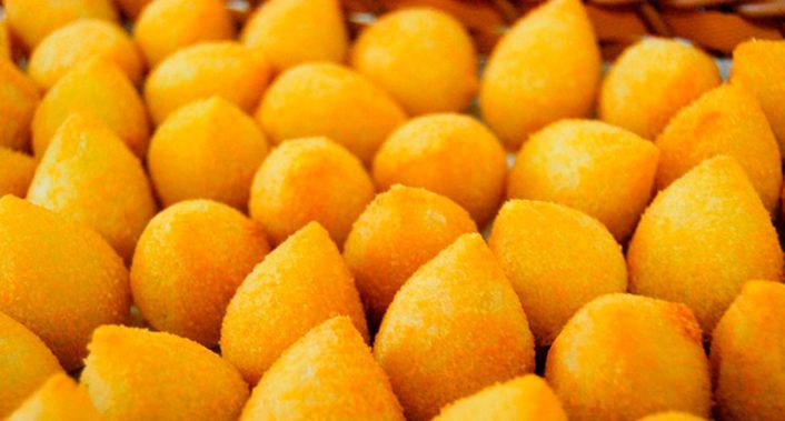 Delícias & Festas, 100 salgadinhos para seu evento com a Delícias & Festas