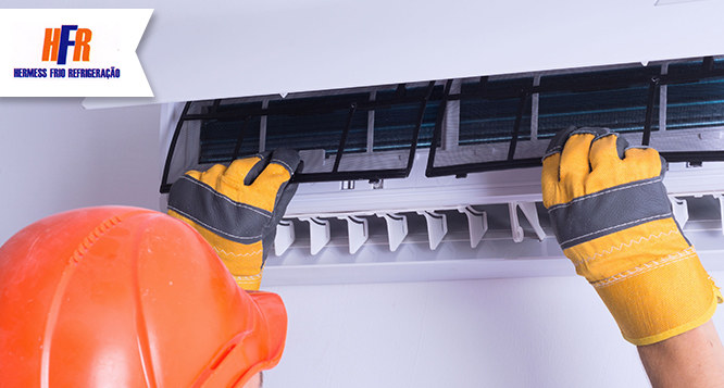 Limpeza preventiva de Split (até 22.000 btus) na Hermess Frio Refrigeração Limpeza preventiva de Split (até 22.000 btus) na Hermess Frio Refrigeração