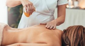 Clínica Renata Freitas, Massagem Relaxante com Ventosas e Aromaterapia na Clínica Renata Freitas