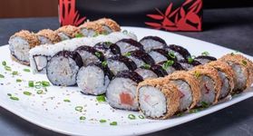 Gran Sushi, 30 peças de Sushi variados (Hot, Hossomaki e Uramaki) no Gran Sushi Gran Sushi, 30 peças de Sushi variados (Hot, Hossomaki e Uramaki) no Gran Sushi