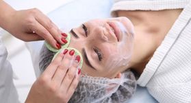 Milena Passos Estética e Saúde, Limpeza de Pele Completa com Peeling de Diamante com Milena Passos Estética Milena Passos Estética e Saúde, Limpeza de Pele Completa com Peeling de Diamante com Milena Passos Estética