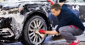 Libert Auto Car, Lavagem da Pintura + Aspiração interna + Lavagem da caixa de rodas e por baixo Libert Auto Car, Lavagem da Pintura + Aspiração interna + Lavagem da caixa de rodas e por baixo